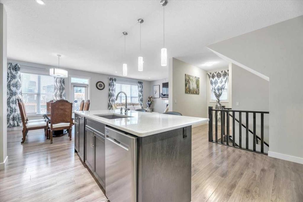 81 Legacy Woods Place Se, Calgary, AB - Indoor Photo Showing Kitchen With Upgraded Kitchen