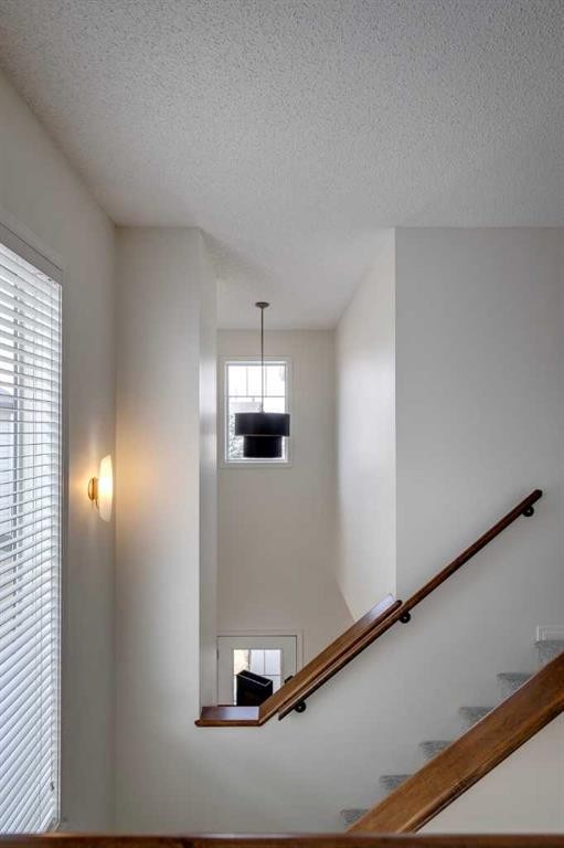 15 Copperfield Close Se, Calgary, AB - Indoor Photo Showing Other Room