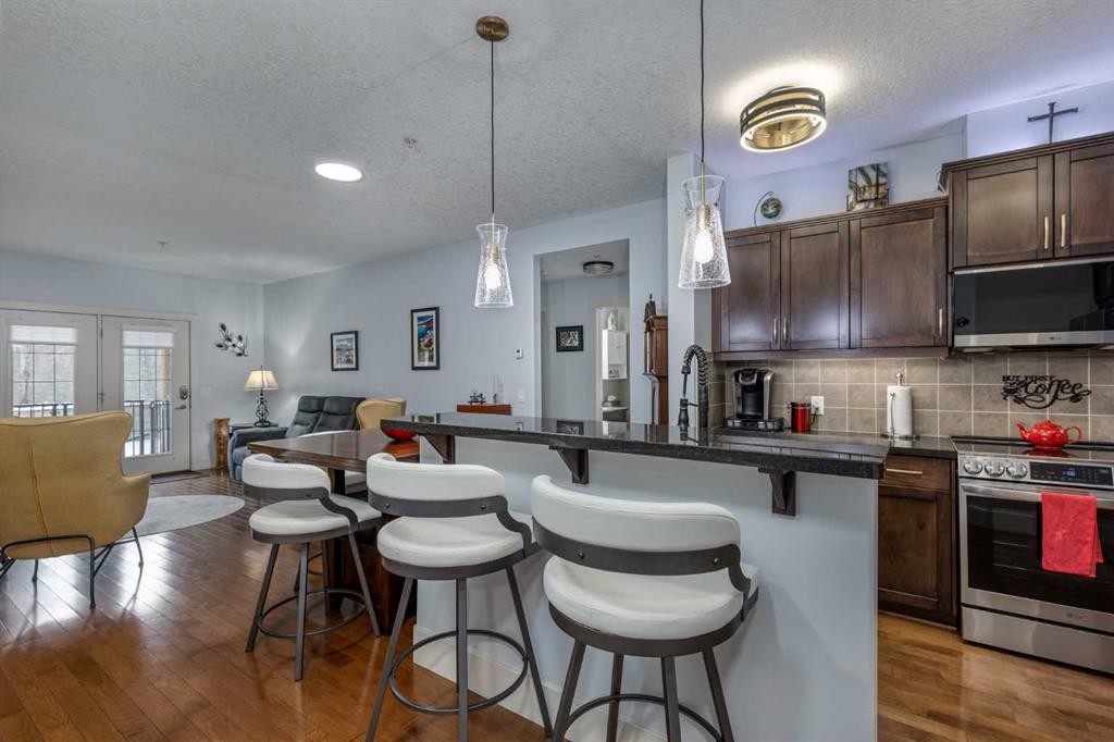 116-77 George Fox Trail, Cochrane, AB - Indoor