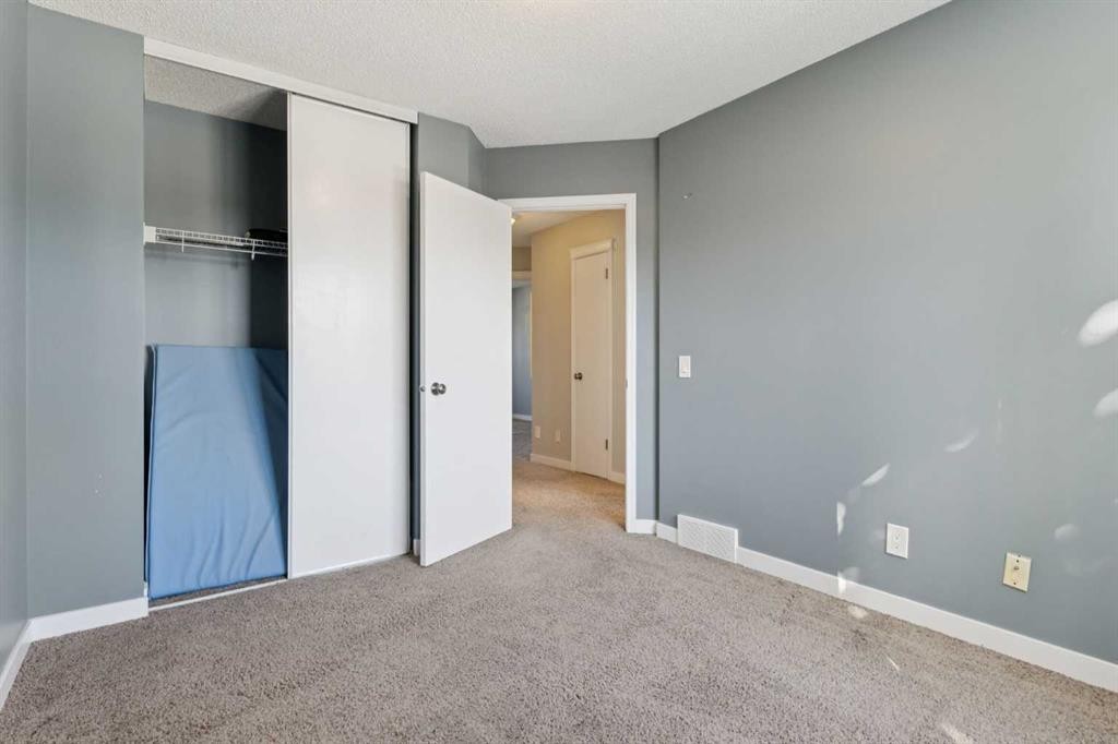 117 Tuscany Drive Nw, Calgary, AB - Indoor Photo Showing Other Room