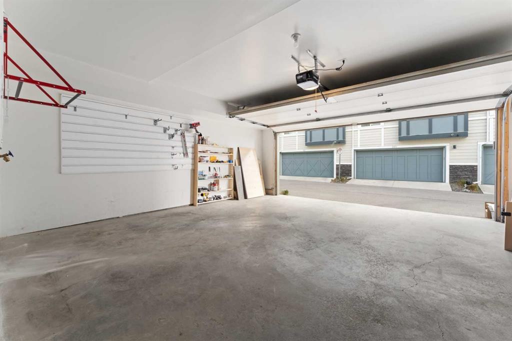 108 Nolanlake Villas Nw, Calgary, AB - Indoor Photo Showing Garage