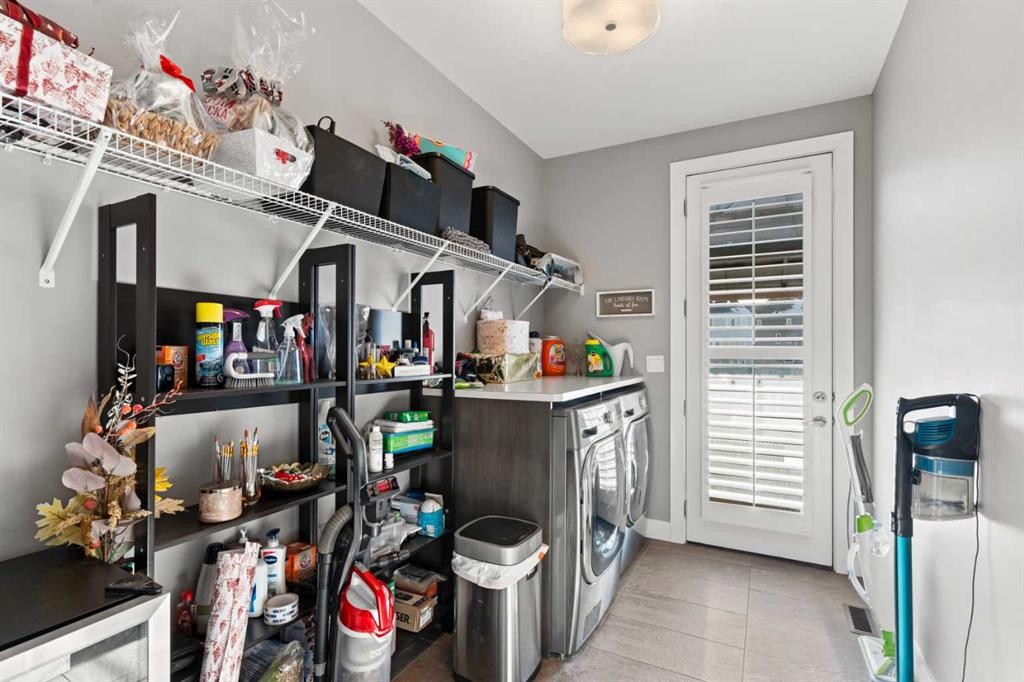 108 Windgate Close Sw, Airdrie, AB - Indoor Photo Showing Laundry Room