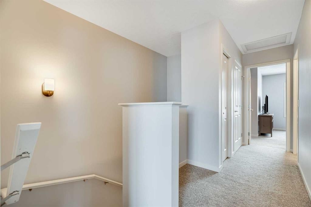 335 Copperpond Row Se, Calgary, AB - Indoor Photo Showing Other Room