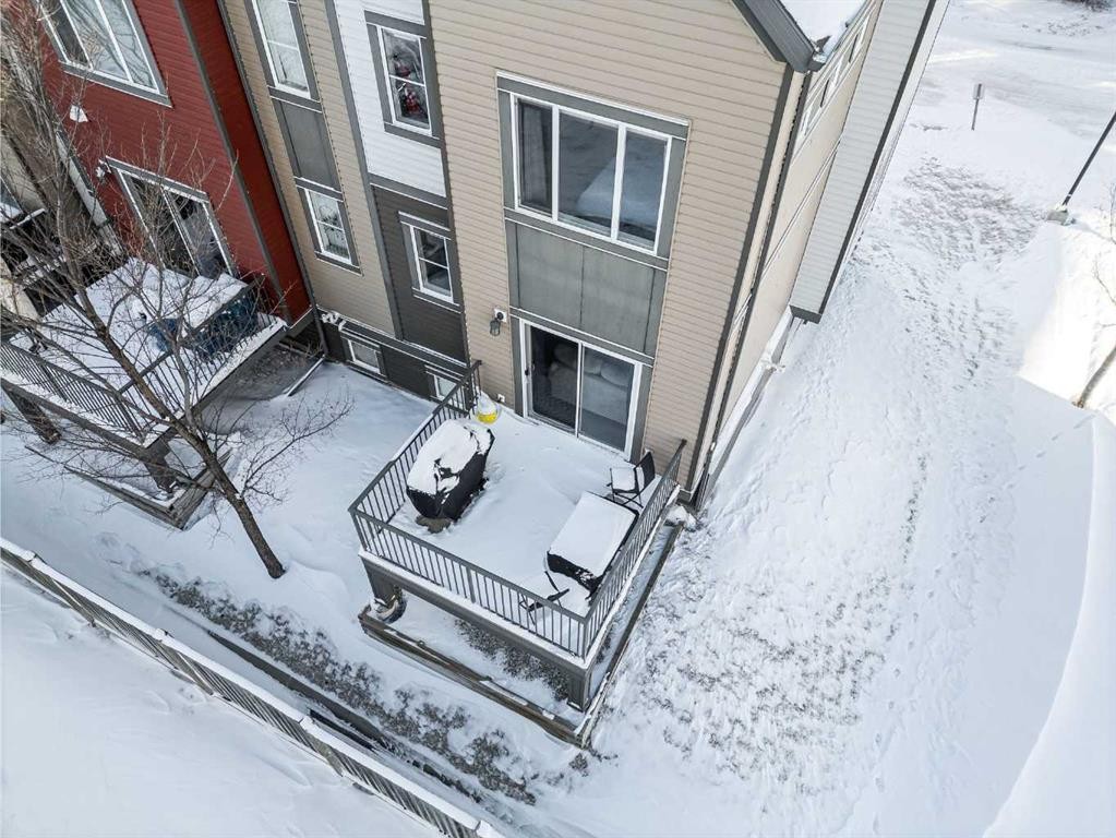 335 Copperpond Row Se, Calgary, AB - Outdoor With Exterior
