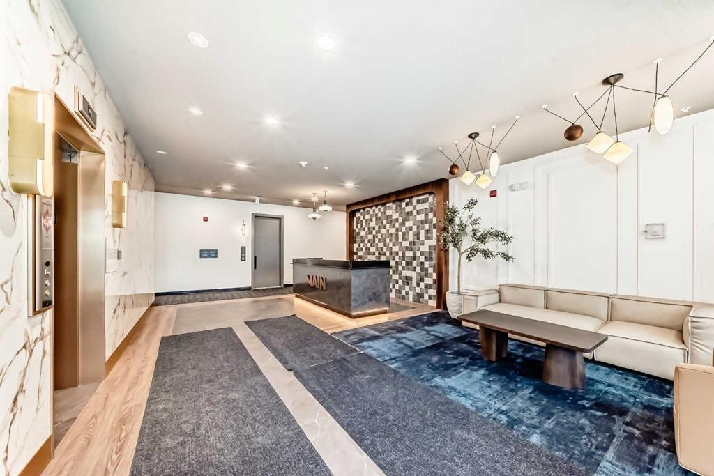 1319-4270 Norford Avenue Nw, Calgary, AB - Indoor Photo Showing Other Room