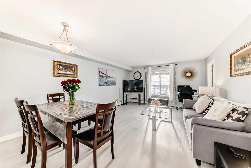 314-5 Saddlestone Way, Calgary, AB - Indoor