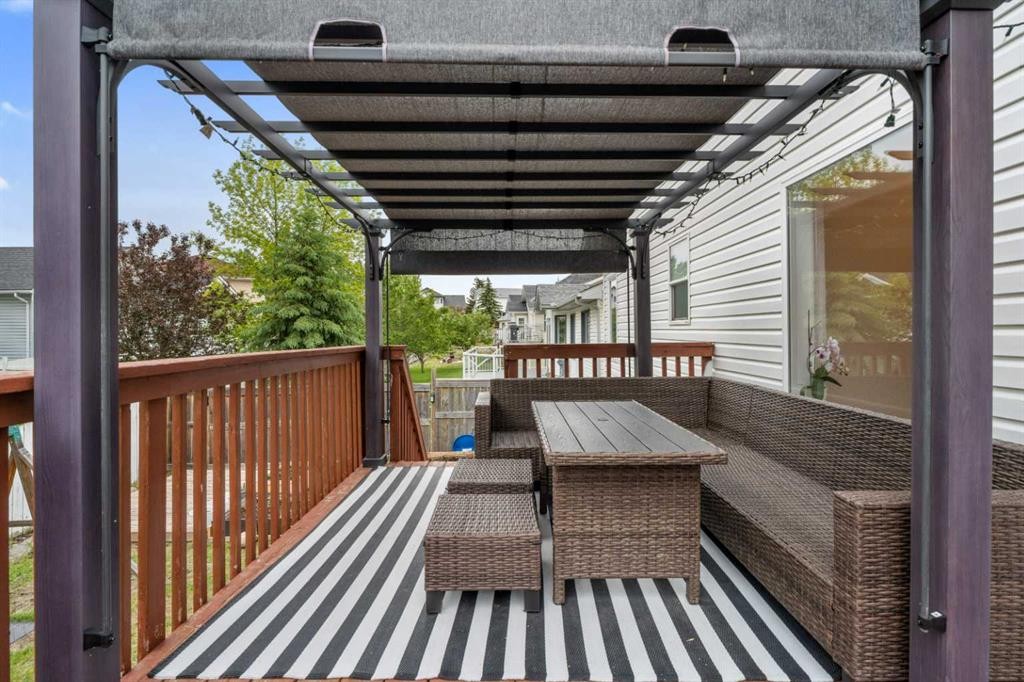 358 Hawkstone Drive Nw, Calgary, AB - Outdoor With Deck Patio Veranda With Exterior