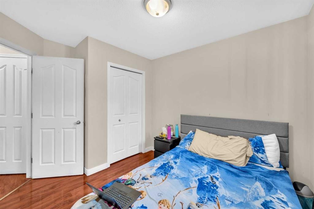 212 Tarawood Place Ne, Calgary, AB - Indoor Photo Showing Bedroom