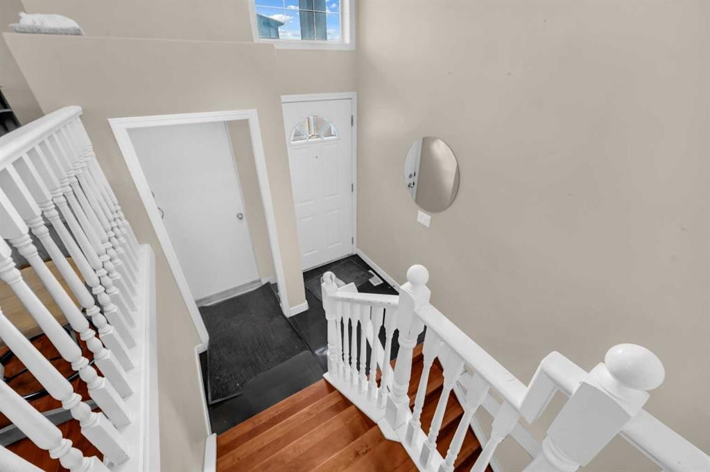 212 Tarawood Place Ne, Calgary, AB - Indoor Photo Showing Other Room