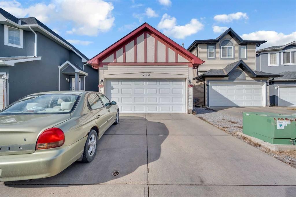 212 Tarawood Place Ne, Calgary, AB - Outdoor With Facade