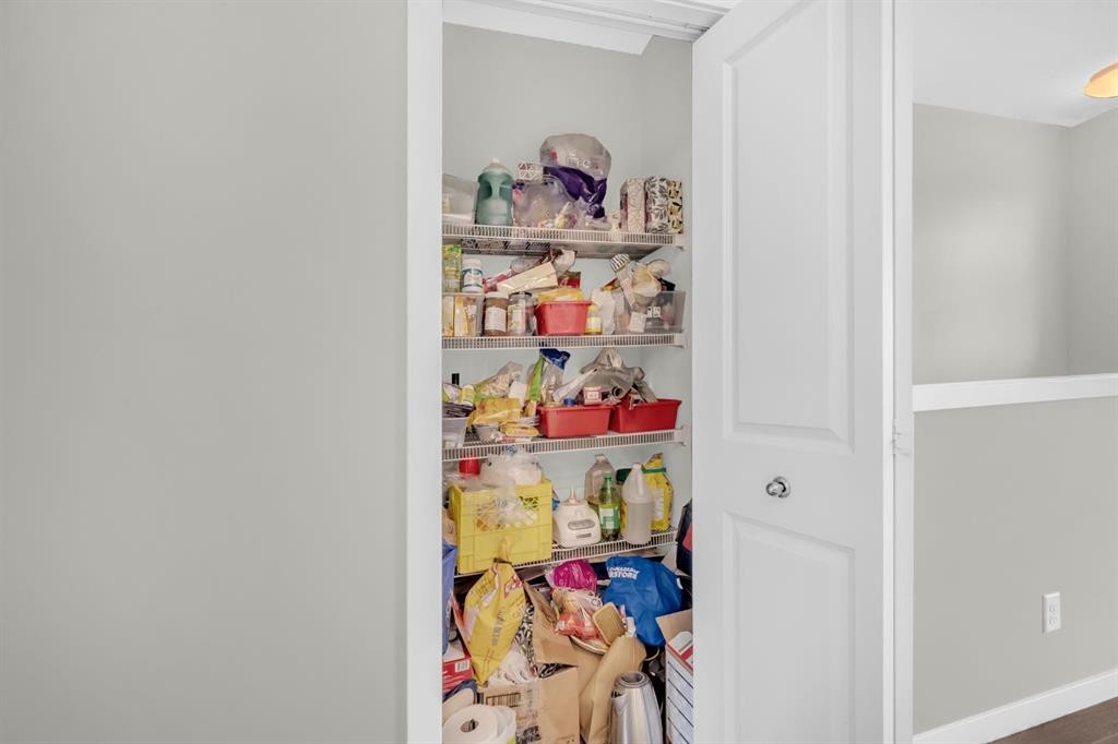 50 Copperstone Common Se, Calgary, AB - Indoor Photo Showing Other Room