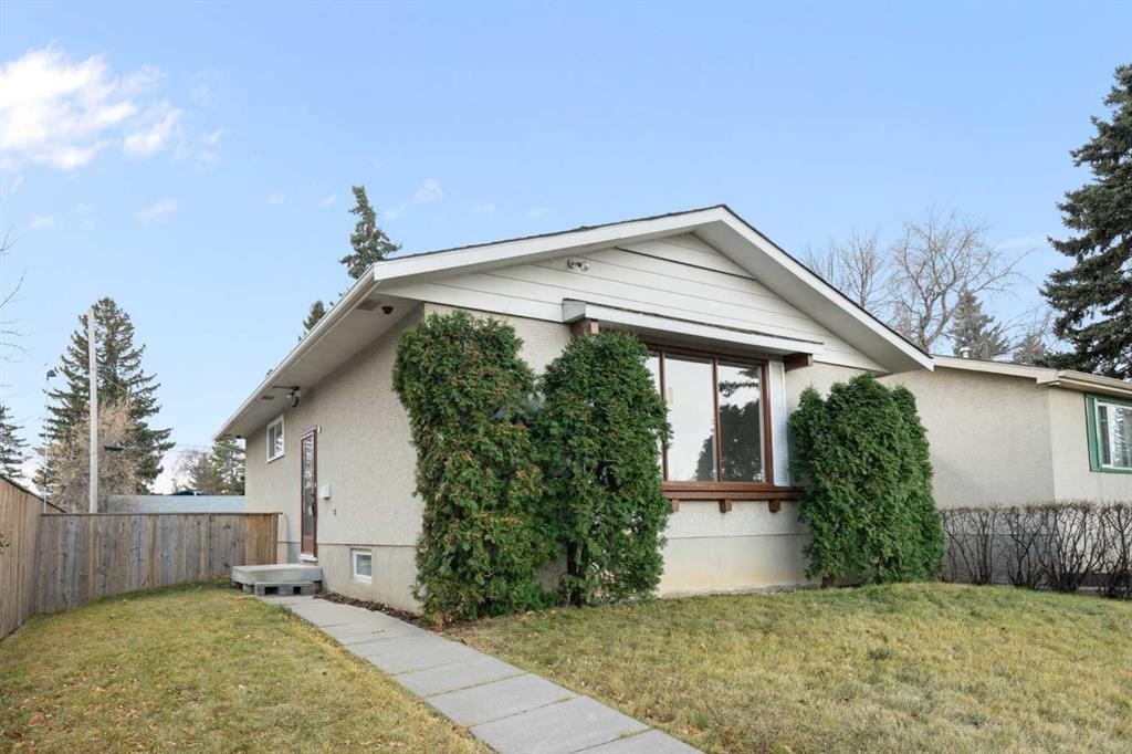 181 Dovercliffe Close Se, Calgary, AB - Outdoor