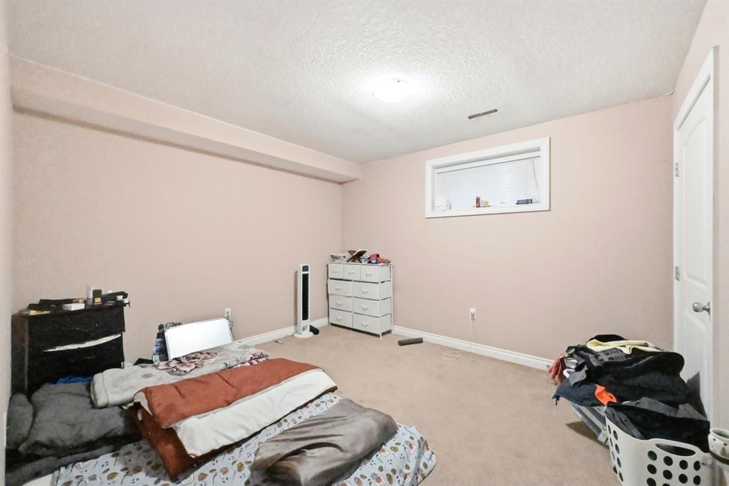 104 Taralake Common Ne, Calgary, AB - Indoor Photo Showing Bedroom