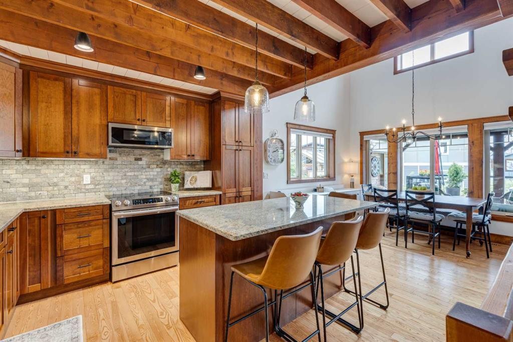602 Cottageclub Bend, Rural Rocky View County, AB