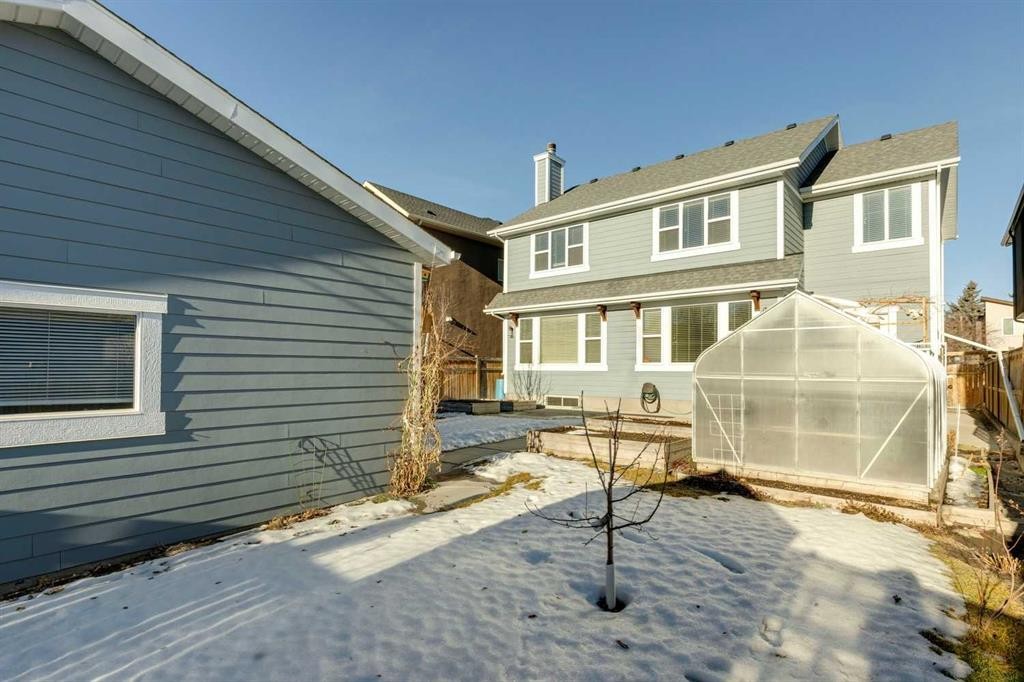 417 29 Avenue Nw, Calgary, AB - Outdoor With Exterior