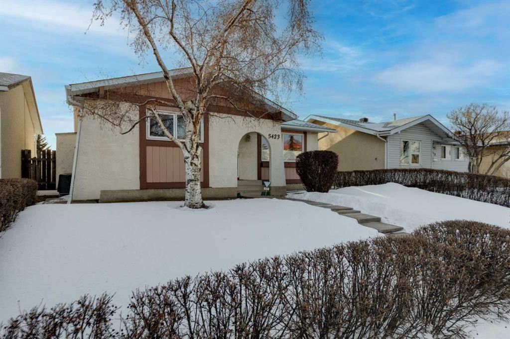 5423 Madigan Drive Ne, Calgary, AB - Outdoor With Facade