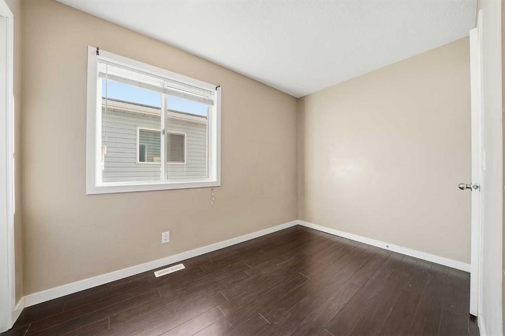 30 Falmere Way Ne, Calgary, AB - Indoor Photo Showing Other Room