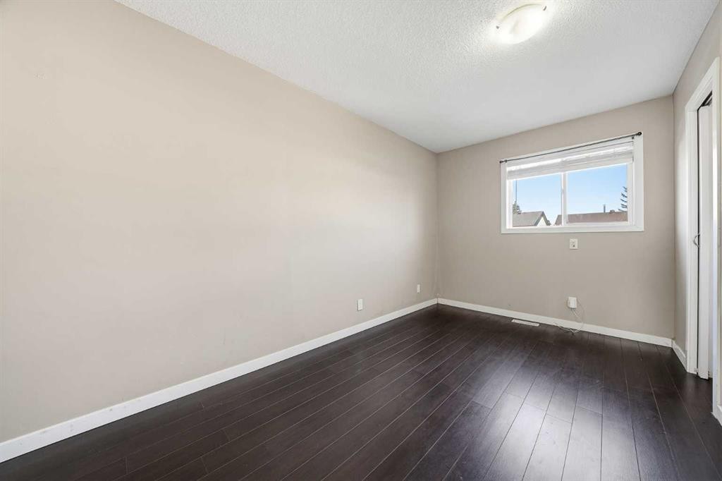30 Falmere Way Ne, Calgary, AB - Indoor Photo Showing Other Room