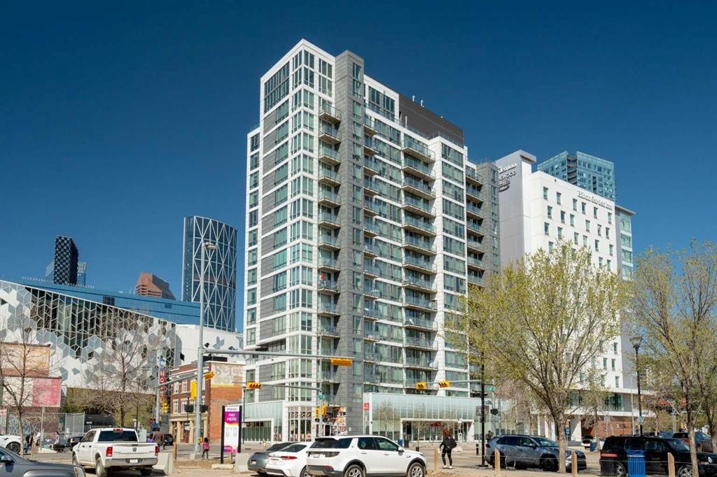 1503-450 8 Avenue Se, Calgary, AB - Outdoor With Balcony With Facade