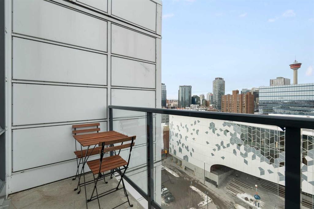1503-450 8 Avenue Se, Calgary, AB - Outdoor With Balcony With Exterior