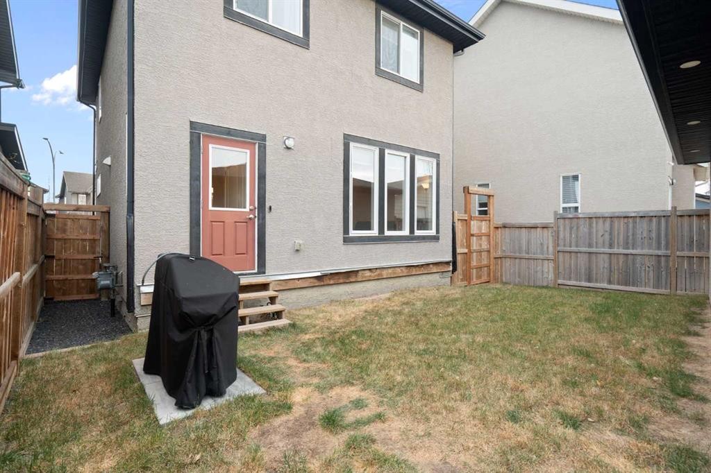 13 Marquis Place Se, Calgary, AB - Outdoor With Exterior