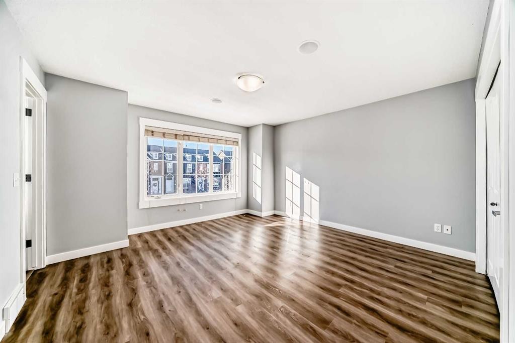 397 Rainbow Falls Drive, Chestermere, AB - Indoor Photo Showing Other Room