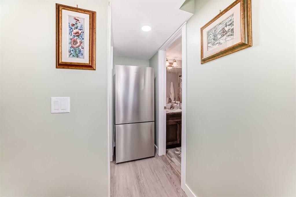 397 Rainbow Falls Drive, Chestermere, AB - Indoor Photo Showing Other Room