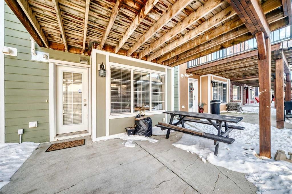 397 Rainbow Falls Drive, Chestermere, AB - Outdoor