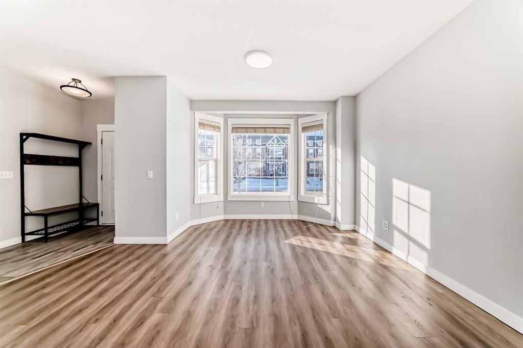 397 Rainbow Falls Drive, Chestermere, AB - Indoor Photo Showing Other Room