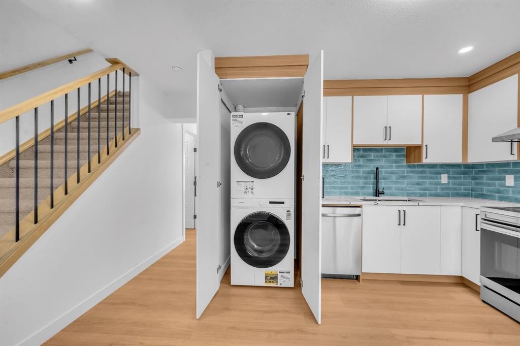 3229 Doverville Crescent Se, Calgary, AB - Indoor Photo Showing Laundry Room