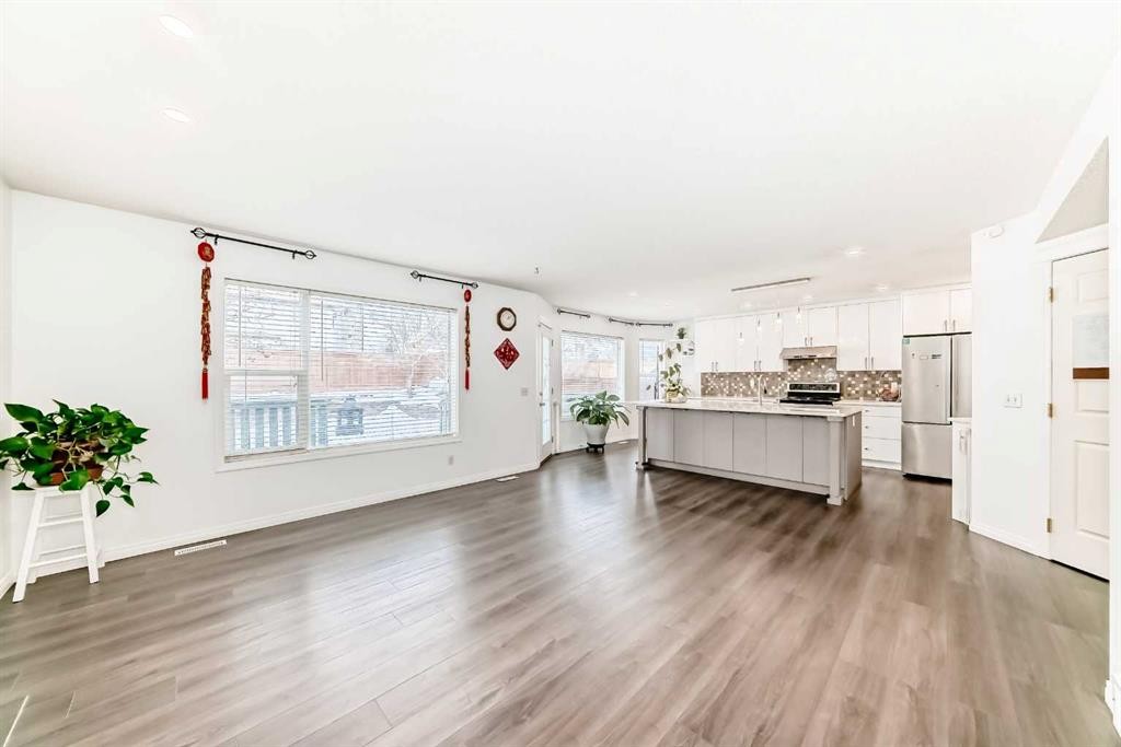 71 Millrise Square Sw, Calgary, AB - Indoor