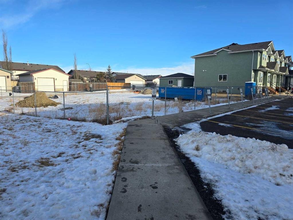 127 Strathcona Circle, Strathmore, AB