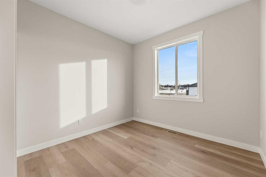 3434 Victory Way, Olds, AB - Indoor Photo Showing Other Room