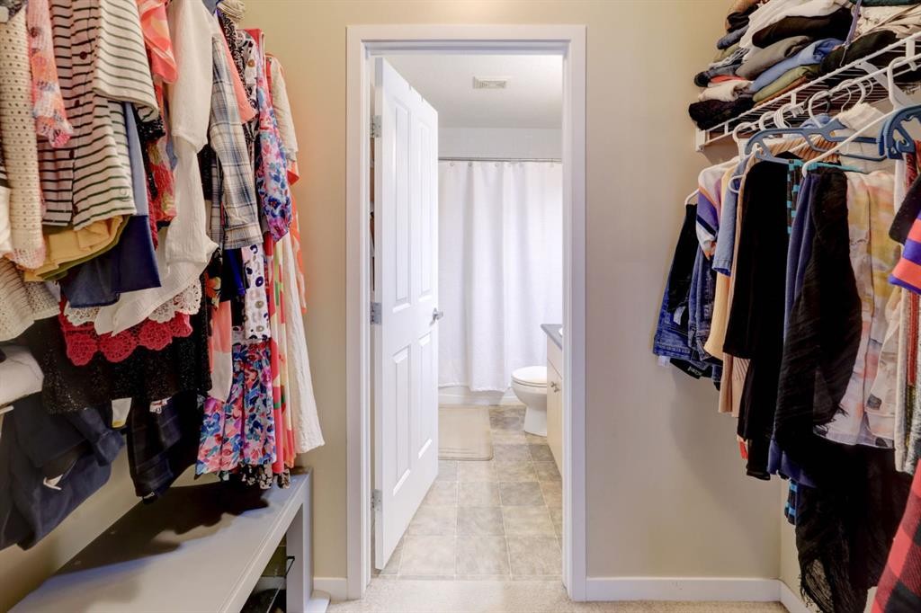 1413-1140 Taradale Drive Ne, Calgary, AB - Indoor With Storage