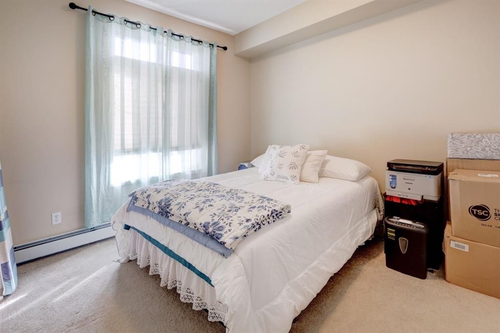 1413-1140 Taradale Drive Ne, Calgary, AB - Indoor Photo Showing Bedroom