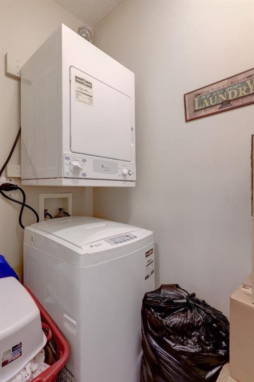 1413-1140 Taradale Drive Ne, Calgary, AB - Indoor Photo Showing Laundry Room