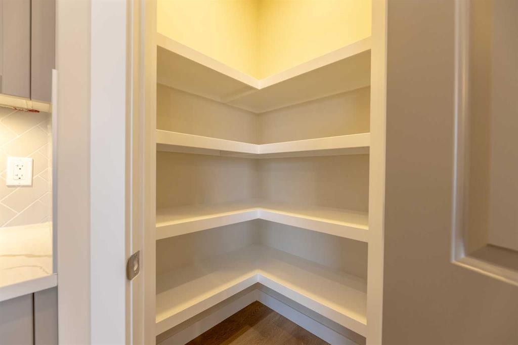 3438 Victory Way, Olds, AB - Indoor With Storage