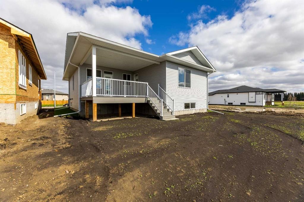 3438 Victory Way, Olds, AB - Outdoor