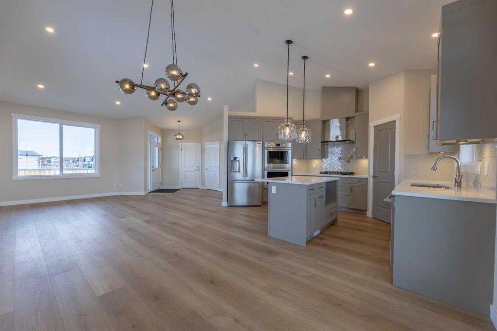 3438 Victory Way, Olds, AB - Indoor Photo Showing Kitchen With Upgraded Kitchen