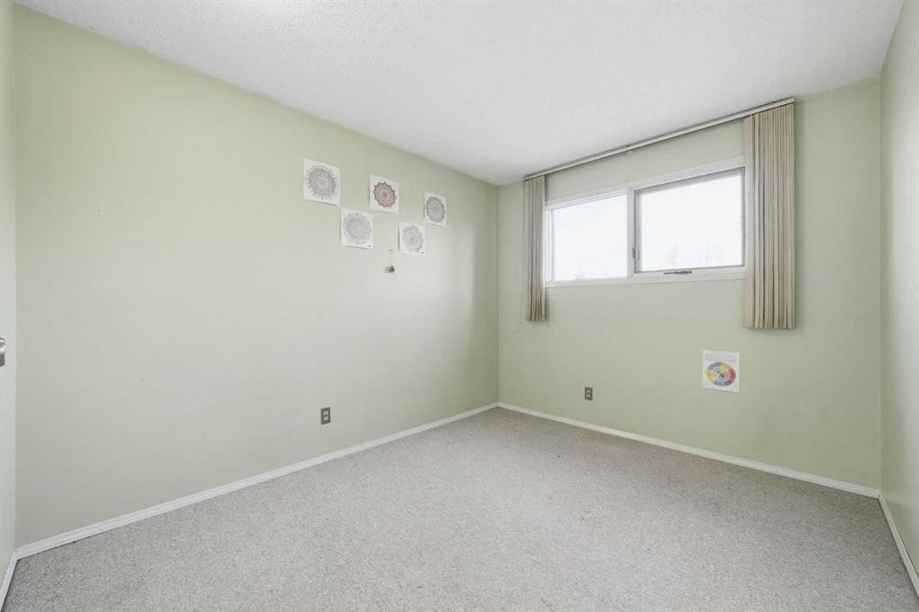 16280 5 Street Sw, Calgary, AB - Indoor Photo Showing Other Room