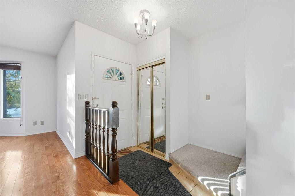16280 5 Street Sw, Calgary, AB - Indoor Photo Showing Other Room