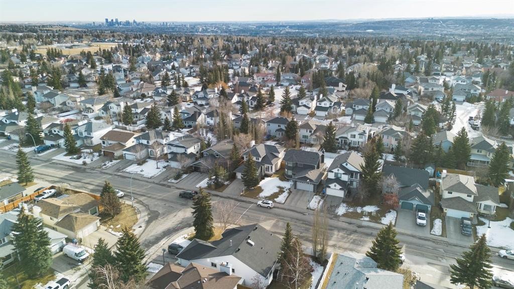 209 Hawkstone Drive Nw, Calgary, AB - Outdoor With View