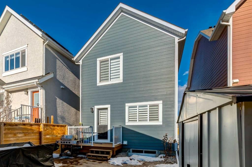 577 Masters Road Se, Calgary, AB - Outdoor With Exterior