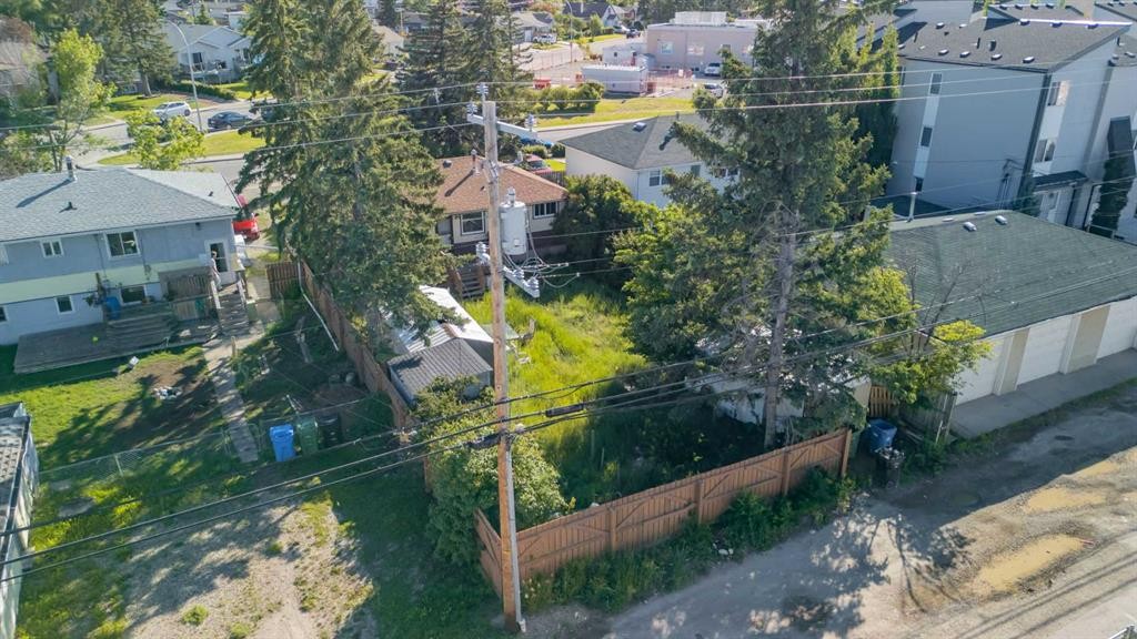 6316 Bowwood Drive Nw, Calgary, AB - Outdoor