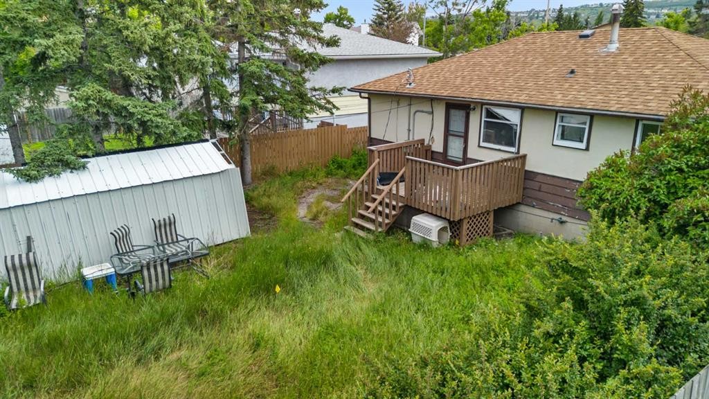 6316 Bowwood Drive Nw, Calgary, AB - Outdoor