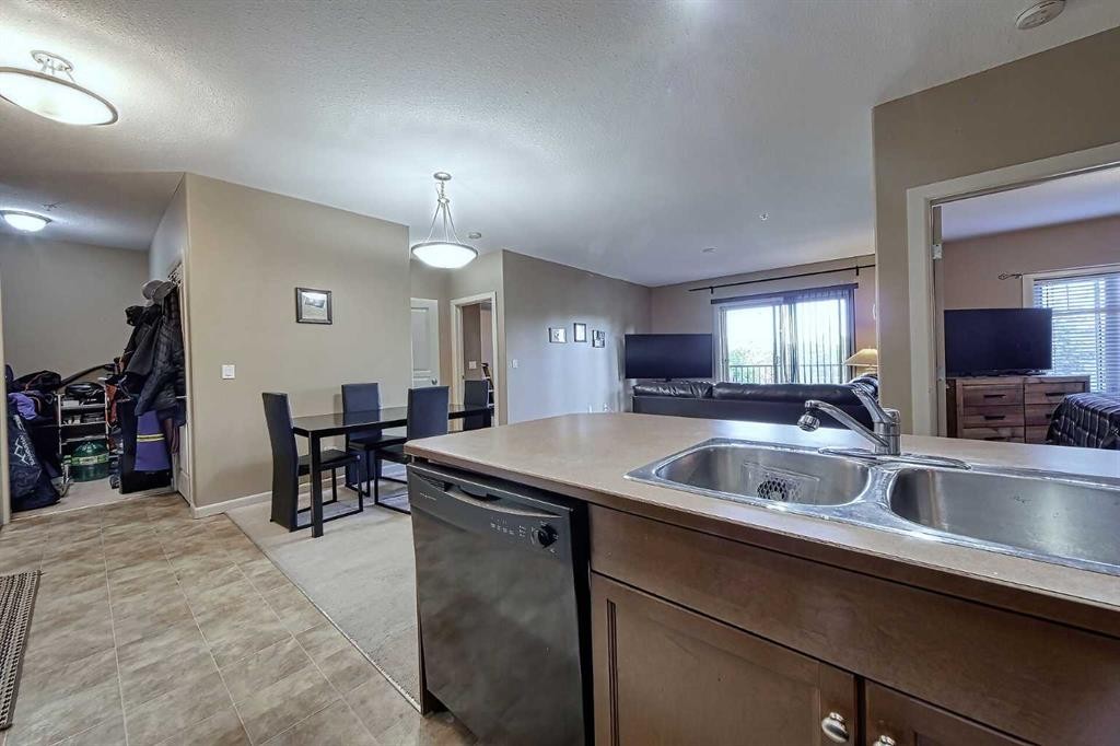 242-52 Cranfield Link Se, Calgary, AB - Indoor Photo Showing Kitchen With Double Sink