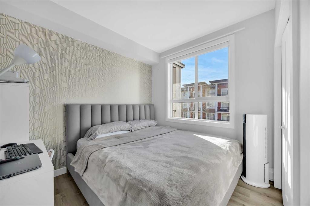 305-35 Walgrove Walk Se, Calgary, AB - Indoor Photo Showing Bedroom