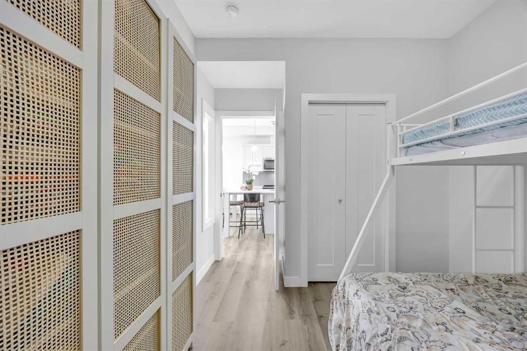 305-35 Walgrove Walk Se, Calgary, AB - Indoor