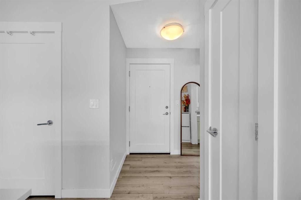 305-35 Walgrove Walk Se, Calgary, AB - Indoor Photo Showing Other Room