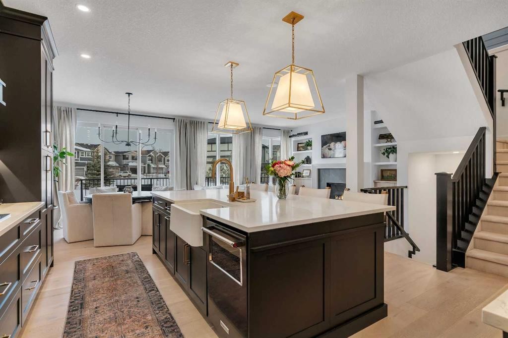 1176 Cranbrook Gardens Se, Calgary, AB - Indoor Photo Showing Kitchen With Upgraded Kitchen